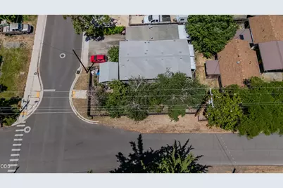 110 W 5th Street, Phoenix, OR 97535 - Photo 1