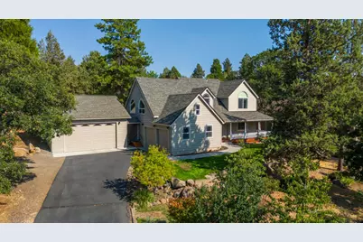 10831 Kestrel Road, Klamath Falls, OR 97601 - Photo 1