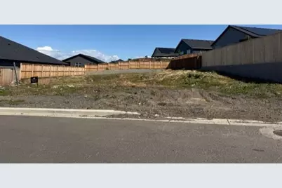 3323 Tree Top Drive #151, Medford, OR 97504 - Photo 1