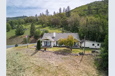304 Wards Creek Road, Rogue River, OR 97537 - Photo 1