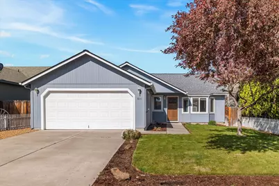1201 SW 31st Street, Redmond, OR 97756 - Photo 1
