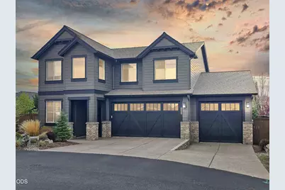 61072 Manhae Loop, Bend, OR 97702 - Photo 1