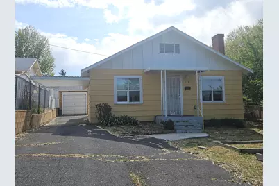 133 Hillside Avenue, Klamath Falls, OR 97601 - Photo 1
