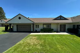 9227 St Andrews Cir, Klamath Falls, OR 97603 - Photo 1