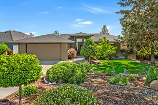 2434 SW 34th Dr, Redmond, OR 97756 - Photo 1