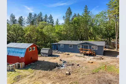 221 Hansen Drive, Grants Pass, OR 97526 - Photo 1