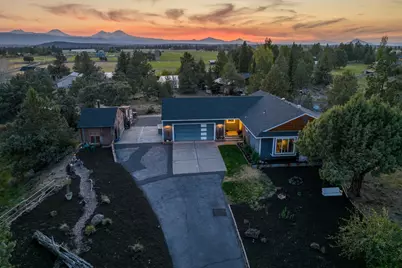 64911 Glacier View Drive, Bend, OR 97703 - Photo 1