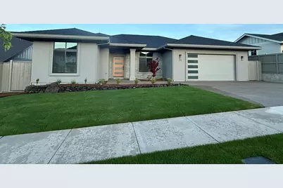 470 Autumn Hills Drive, Medford, OR 97504 - Photo 1