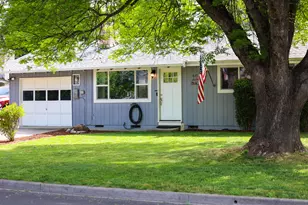 821 Crestbrook, Medford, OR 97504 - Photo 1