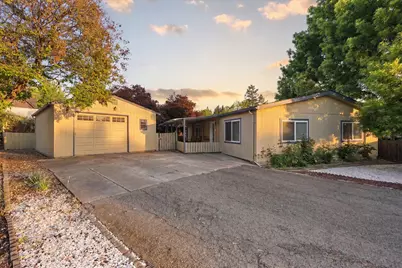 145 Taylor Street, Talent, OR 97540 - Photo 1