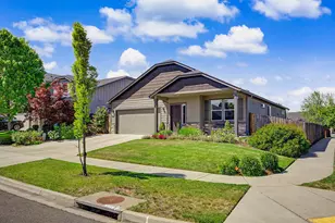 1487 Flower St, Medford, OR 97504 - Photo 1