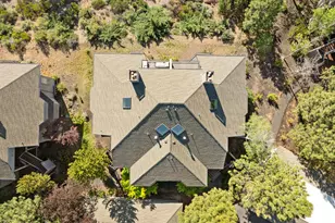 19717 SW Mount Bachelor Dr, Bend, OR 97702 - Photo 1