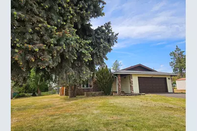 10912 Mesa Court, Klamath Falls, OR 97601 - Photo 1