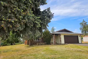 10912 Mesa Ct, Klamath Falls, OR 97601 - Photo 1