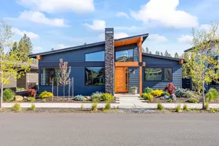 490 E Diamond Peak Ave, Sisters, OR 97759 - Photo 1
