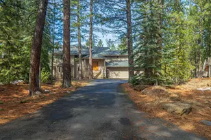 17948 Shadow Ln, Sunriver, OR 97707 - Photo 1