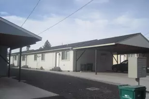 3524 Quarry St, Klamath Falls, OR 97601 - Photo 1