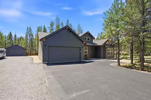55827 Wood Duck Dr, Bend, OR 97707 - Photo 1