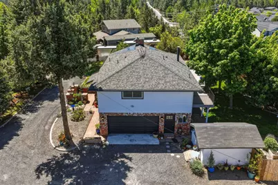 61573 E Lake Drive, Bend, OR 97702 - Photo 1