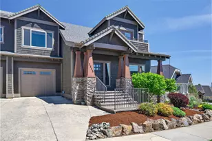 2635 N Awbrey Point Circle, Bend, OR 97703 - Photo 1