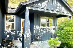 61039 Honkers Ln, Bend, OR 97702 - Photo 1
