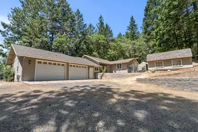 11020 N Applegate Road, Grants Pass, OR 97527 - Photo 1