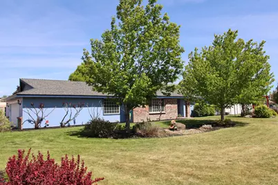 6301 Harlan Drive, Klamath Falls, OR 97603 - Photo 1