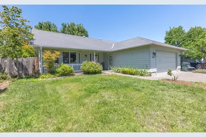 2968 Galaxy Way, Grants Pass, OR 97527 - Photo 1