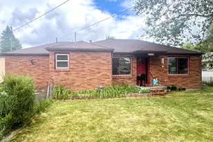 2907 Homedale Rd, Klamath Falls, OR 97603 - Photo 1