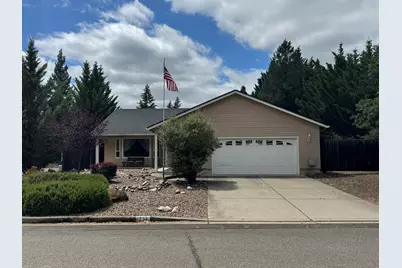 234 Penny Lane, Shady Cove, OR 97539 - Photo 1