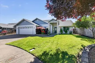 1691 Nunnwood Ln, Grants Pass, OR 97527 - Photo 1