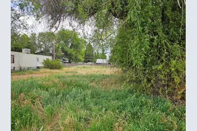 3712 Laverne Avenue, Klamath Falls, OR 97603 - Photo 1