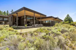 19015 Park Commons Dr, Bend, OR 97703 - Photo 1