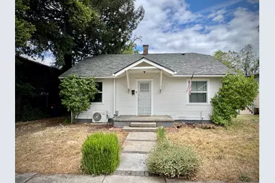 429 S Grape Street, Medford, OR 97501 - Photo 1