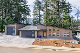 407 Selah Ln, Cave Junction, OR 97523 - Photo 1