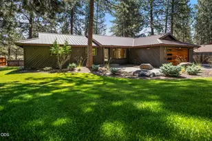 2204 NW Marken St, Bend, OR 97703 - Photo 1