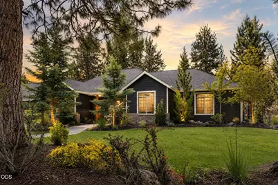 1117 E Creekside Court, Sisters, OR 97759 - Photo 1