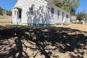 2251 NE Laughlin Rd, Prineville, OR 97754 - Photo 1