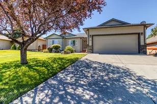 730 NE Quince Ave, Redmond, OR 97756 - Photo 1
