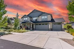 60919 SE Sweet Pea Dr, Bend, OR 97702 - Photo 1