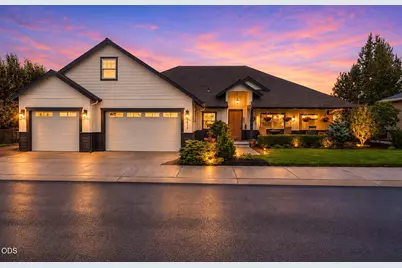 3914 SW Tommy Armour Lane, Redmond, OR 97756 - Photo 1