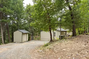 308 Limpy Creek Rd, Grants Pass, OR 97527 - Photo 1