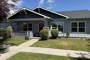 61198 Brookhollow Dr, Bend, OR 97702 - Photo 1