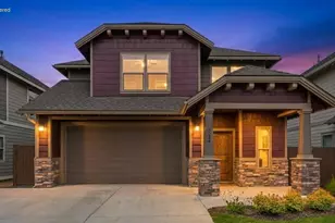 3024 Northeast Flagstone Avenue, Bend, OR 97701 - Photo 1