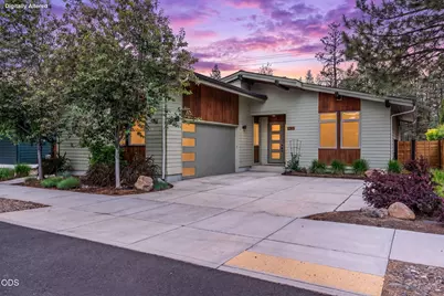 1057 N Forest Edge Drive, Sisters, OR 97759 - Photo 1