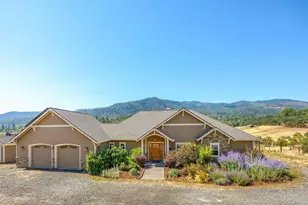 4337 Pioneer Rd, Medford, OR 97501 - Photo 1