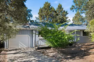 220 SW Maricopa Dr, Bend, OR 97702 - Photo 1