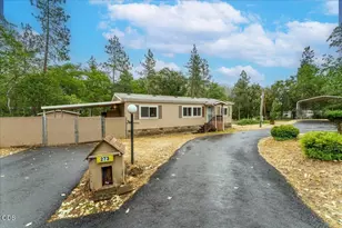 273 Canyon Oak Dr, Grants Pass, OR 97526 - Photo 1