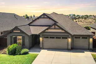 895 NE Hudspeth Cir, Prineville, OR 97754 - Photo 1