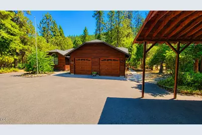 220 Osprey Glen Lane, Grants Pass, OR 97526 - Photo 1